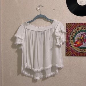 Off the shoulder white top!